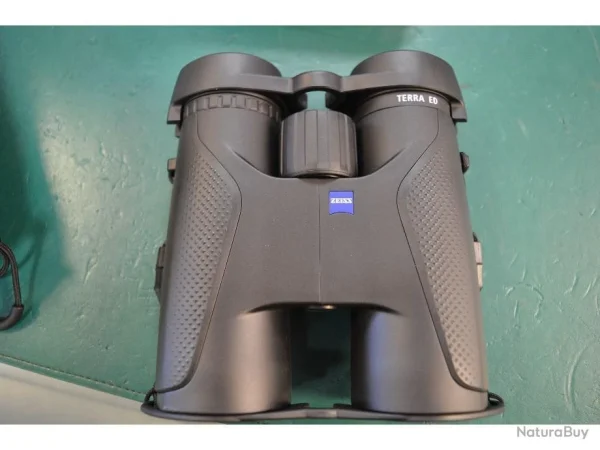 acheter 1 PAIRES DE JUMELLE ZEISS TERRA ED NOIRE EN 8X42 NEUVE 3