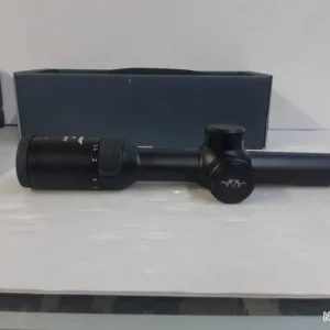 REMISE allant jusqu. NEUVE!!!LUNETTE BLASER B2 1-6X24 IC 8