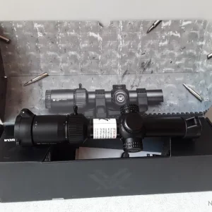 Meilleur Prix Vortex Optics 8300 LUNETTE VORTEX STRIKE EAGLE 1-8X24 NEUF 19